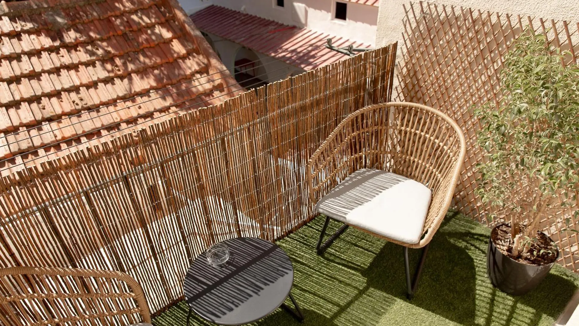 Hostel Crespo Lisbon 0*,  Portugal