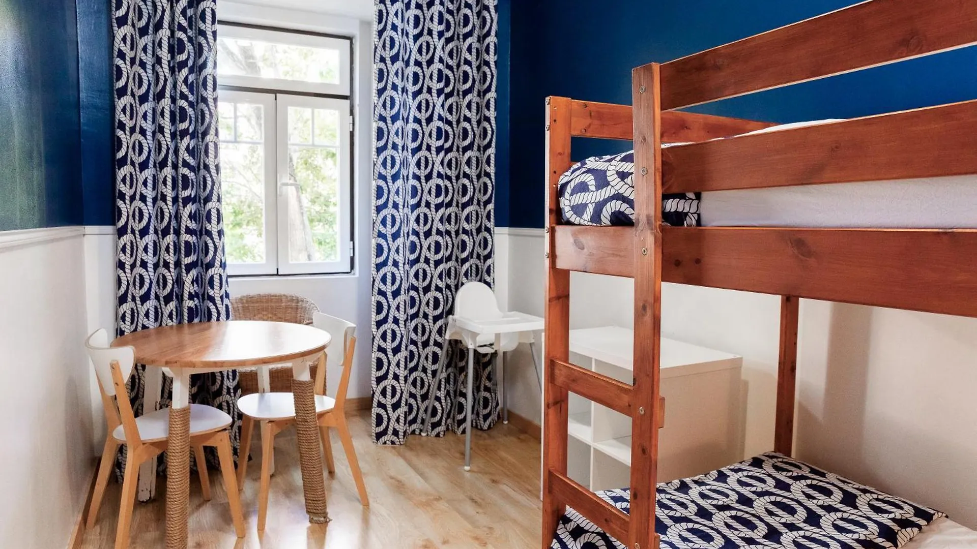 Hostel Crespo Lisboa Portugal